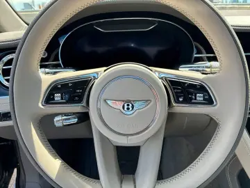 BENTLEY New Continental GT Convertible V8 Azure