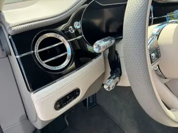 BENTLEY New Continental GT Convertible V8 Azure