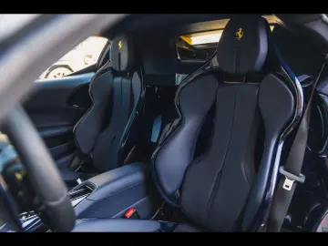 FERRARI SF90 Stradale STRADALE CARBON BLUE GIALLO 3 COAT