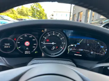 PORSCHE 911 Carrera 4S Coupe PDK   SportDesign Paket ...