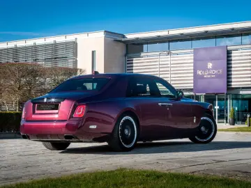 ROLLS ROYCE Phantom -