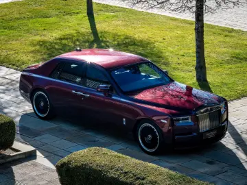 ROLLS ROYCE Phantom -
