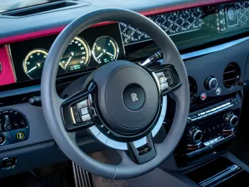 ROLLS ROYCE Phantom -