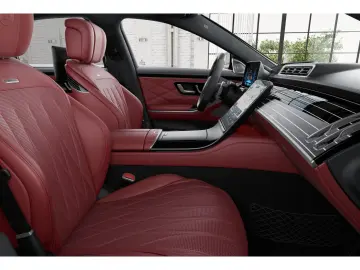 MERCEDES-BENZ S 63 AMG E L Chauffeur Fahrassi Pano 4xMassage
