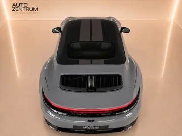 PORSCHE 992 Carrera GTS Cabrio Lift Sport Design Chrono