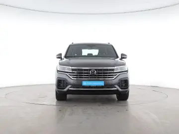 VW Touareg 3.0 TDI 4MOTION R-Line   PANO   AHK