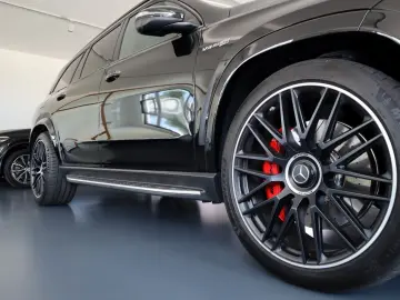 MERCEDES-BENZ GLS 63 AMG   Carbon   23    Burmester …
