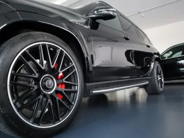 MERCEDES-BENZ GLS 63 AMG   Carbon   23    Burmester …