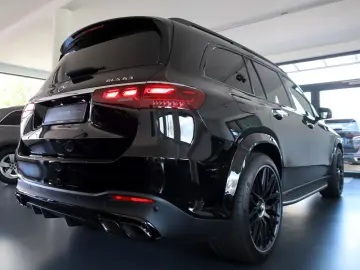 MERCEDES-BENZ GLS 63 AMG   Carbon   23    Burmester …