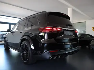 MERCEDES-BENZ GLS 63 AMG   Carbon   23    Burmester …