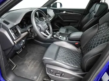 AUDI Q5 S line competition 40 TDI AHK  Air  HUD  Pano