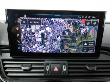 AUDI Q5 S line competition 40 TDI AHK  Air  HUD  Pano