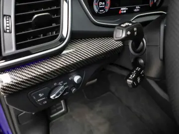 AUDI Q5 S line competition 40 TDI AHK  Air  HUD  Pano