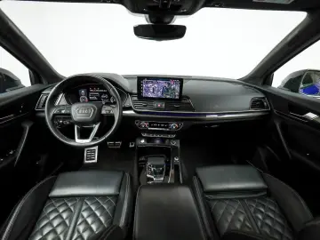 AUDI Q5 S line competition 40 TDI AHK  Air  HUD  Pano