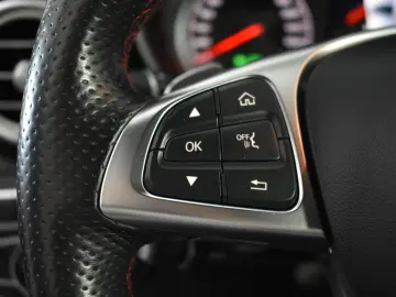 MERCEDES-BENZ GLC 43 AMG 4M 2x AMG LINE NAVI LED AIR…