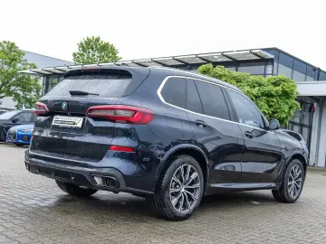 BMW X5 xDrive30d M Sport HUD Pano Memorysitz ACC SHZ