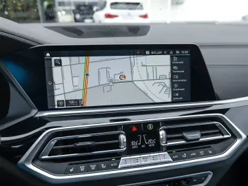 BMW X5 xDrive30d M Sport HUD Pano Memorysitz ACC SHZ