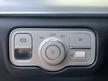 MERCEDES-BENZ GLS 350 4M 9G COMAND PANORAMA DISTRONI…