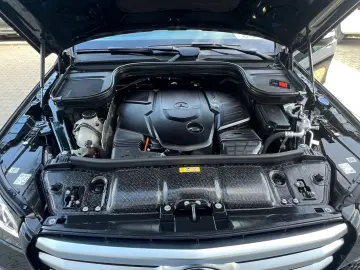 MERCEDES-BENZ GLS 350 4M 9G COMAND PANORAMA DISTRONI…