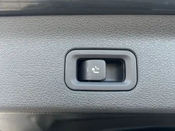MERCEDES-BENZ GLS 350 4M 9G COMAND PANORAMA DISTRONI…