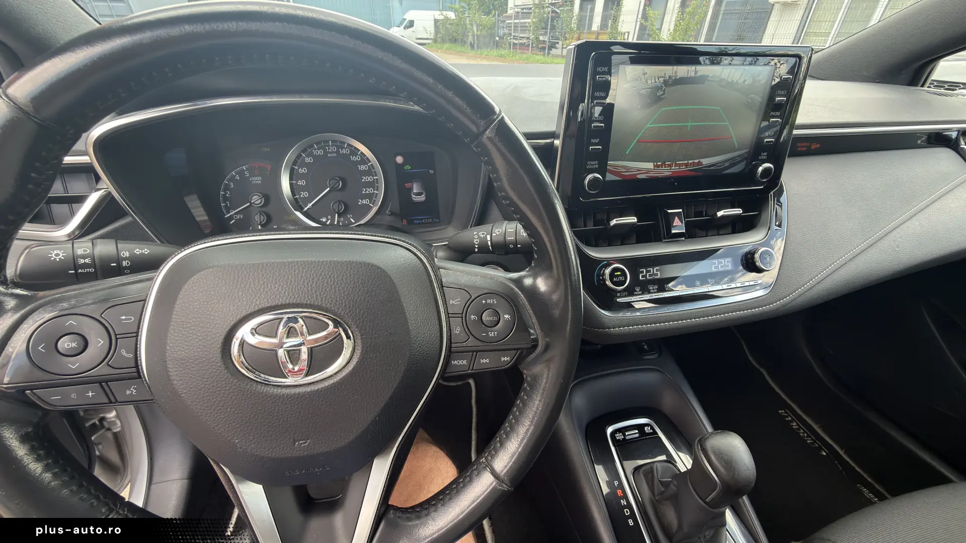 Toyota Corolla 1.8 Hyb Business  SW