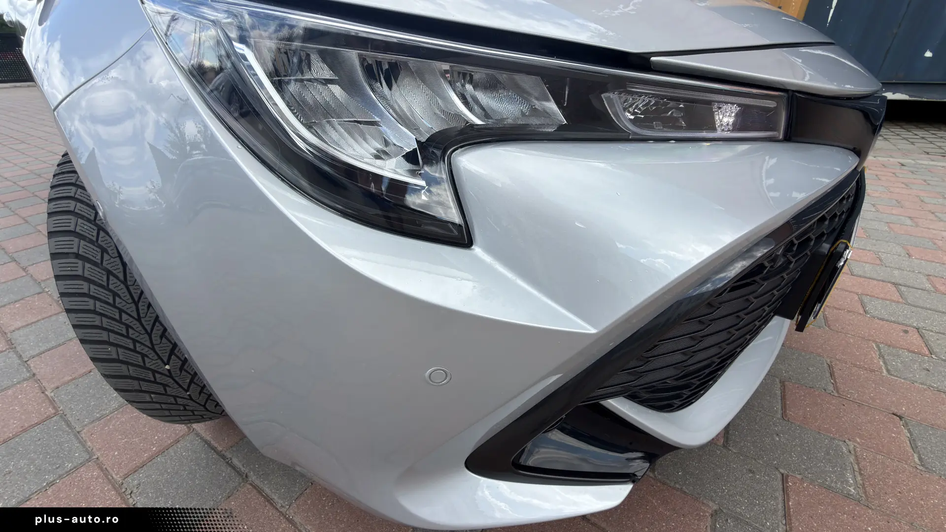 Toyota Corolla 1.8 Hyb Business  SW