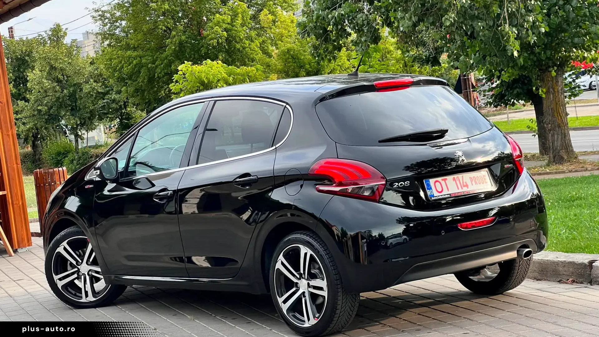 PEUGEOT 208 GT BENZINA 110 CP