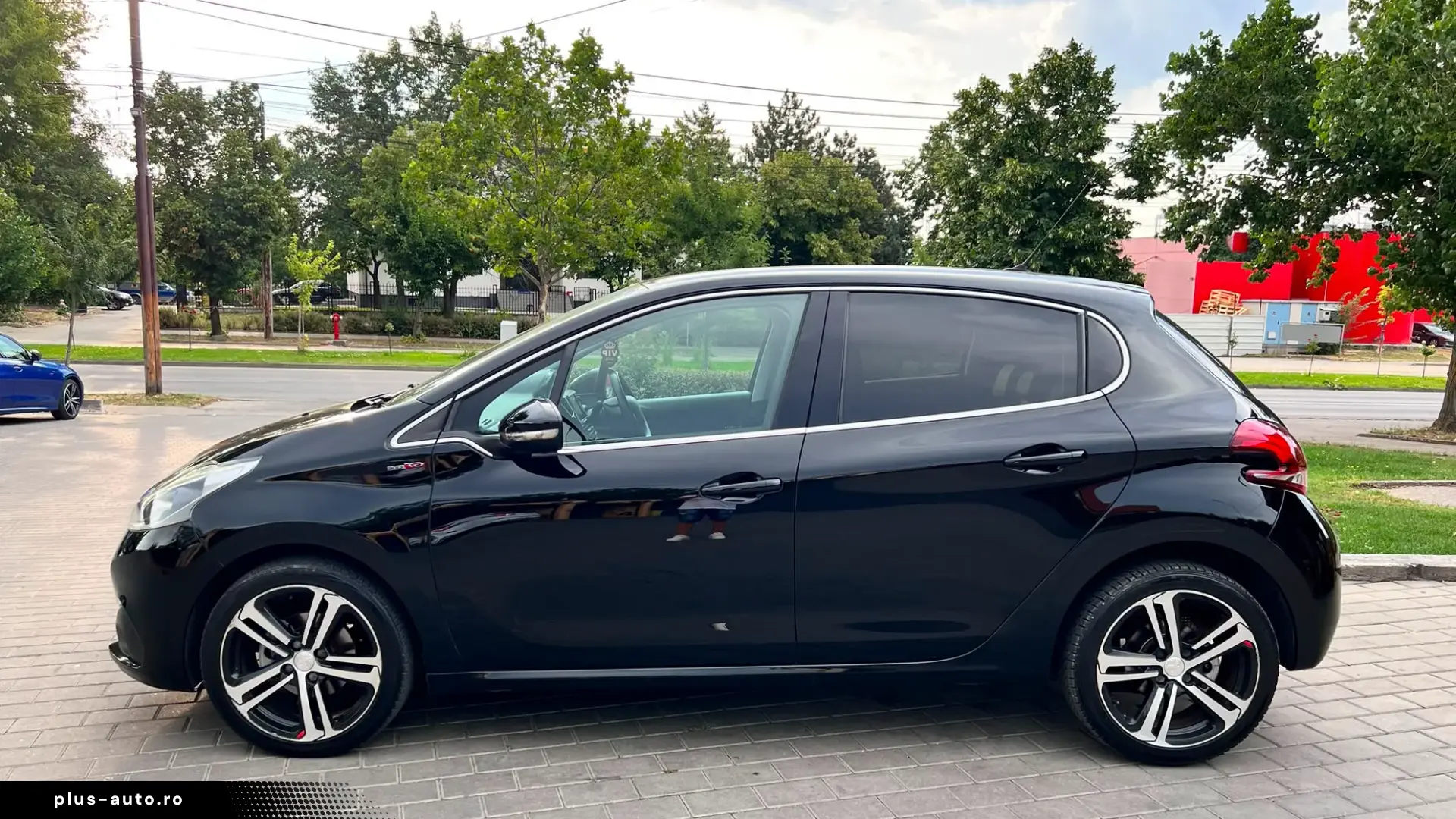 PEUGEOT 208 GT BENZINA 110 CP