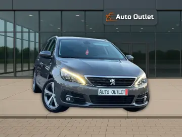 PEUGEOT 3008 BENZINA
