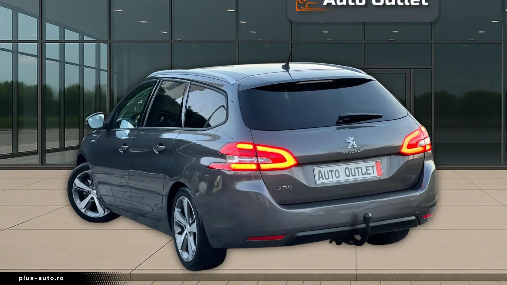 PEUGEOT 3008 BENZINA