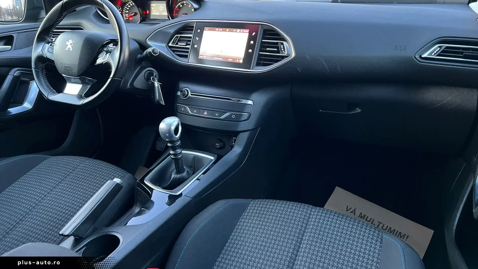 PEUGEOT 3008 BENZINA