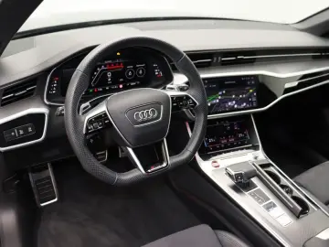 AUDI RS6 Avant 4.0 TFSI quattro