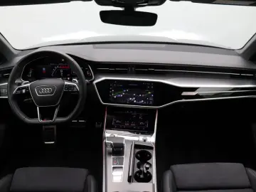 AUDI RS6 Avant 4.0 TFSI quattro