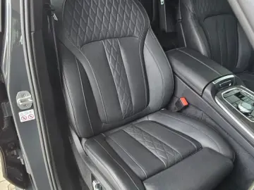 BMW X5 M60i M Sport
