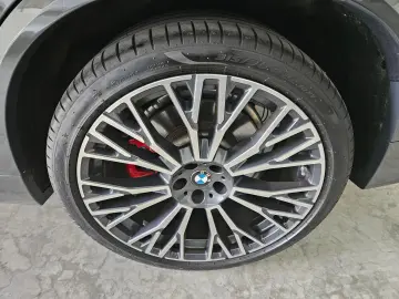 BMW X5 M60i M Sport