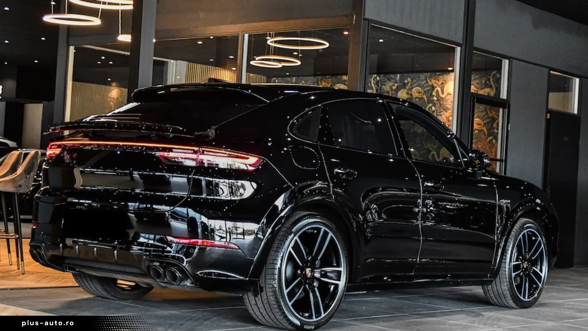 Porsche Cayenne Coupé E-Hybrid Platinum Edition PANO