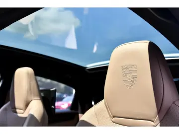 Porsche Cayenne Coupé E-Hybrid Platinum Edition PANO