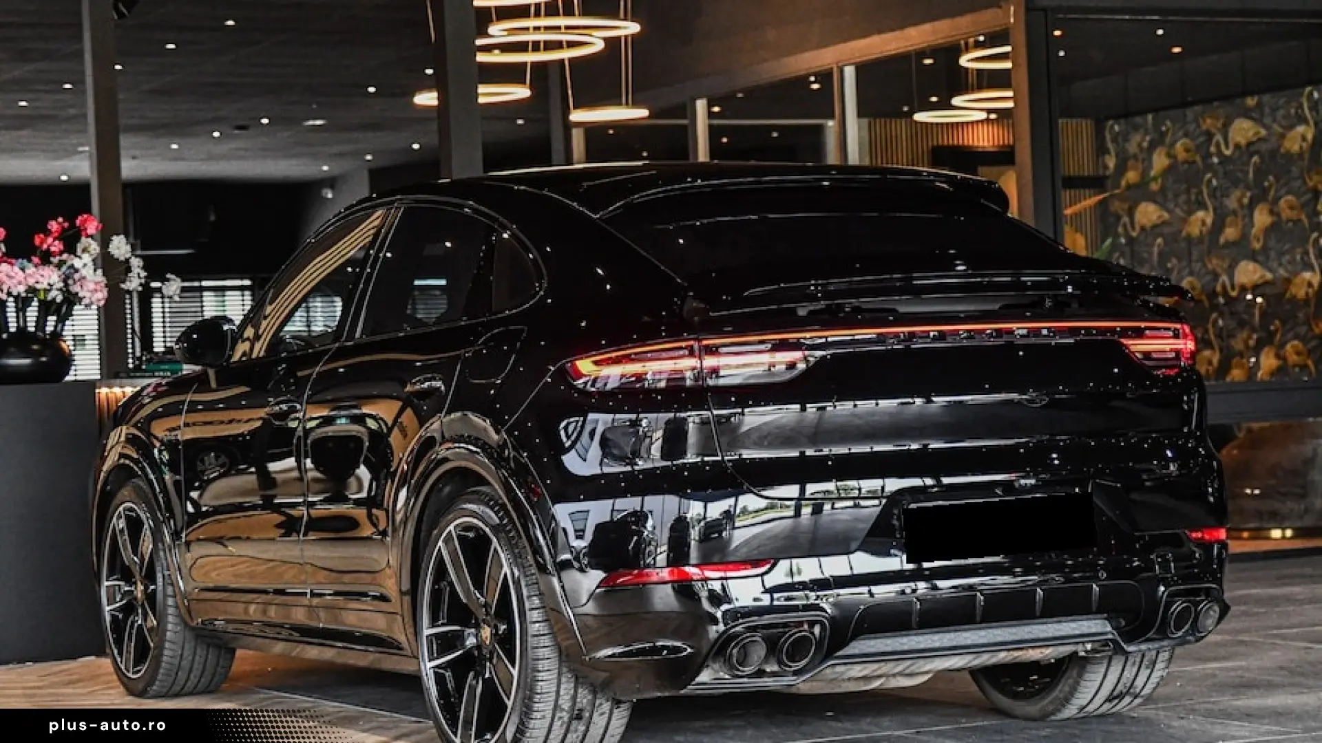 Porsche Cayenne Coupé E-Hybrid Platinum Edition PANO