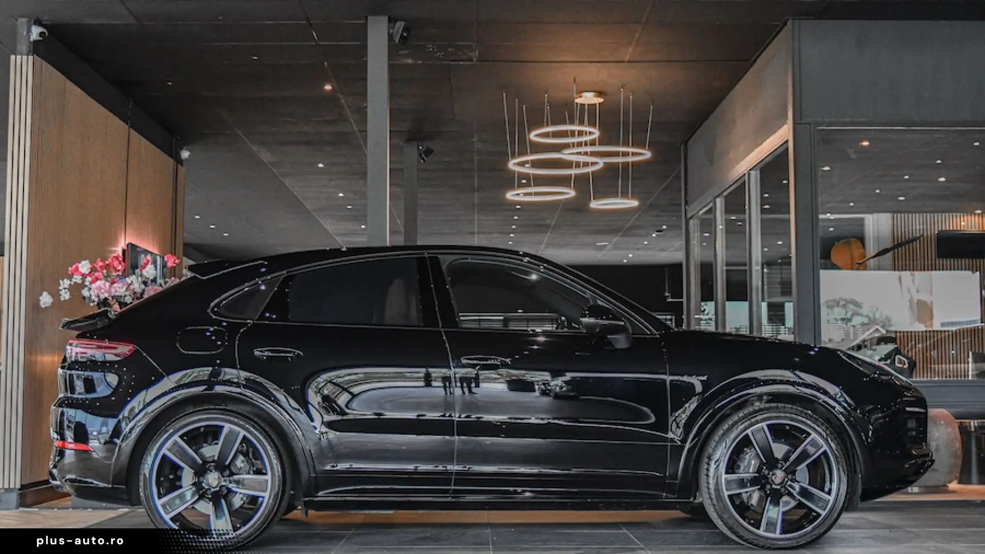 Porsche Cayenne Coupé E-Hybrid Platinum Edition PANO