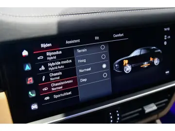 Porsche Cayenne Coupé E-Hybrid Platinum Edition PANO