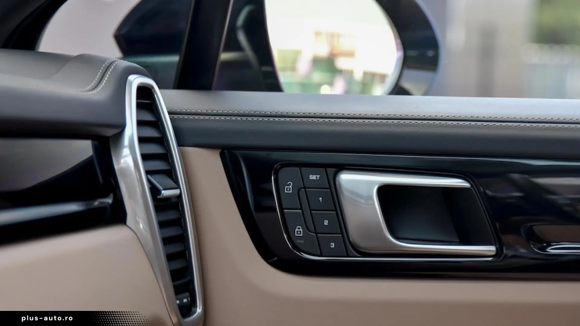 Porsche Cayenne Coupé E-Hybrid Platinum Edition PANO