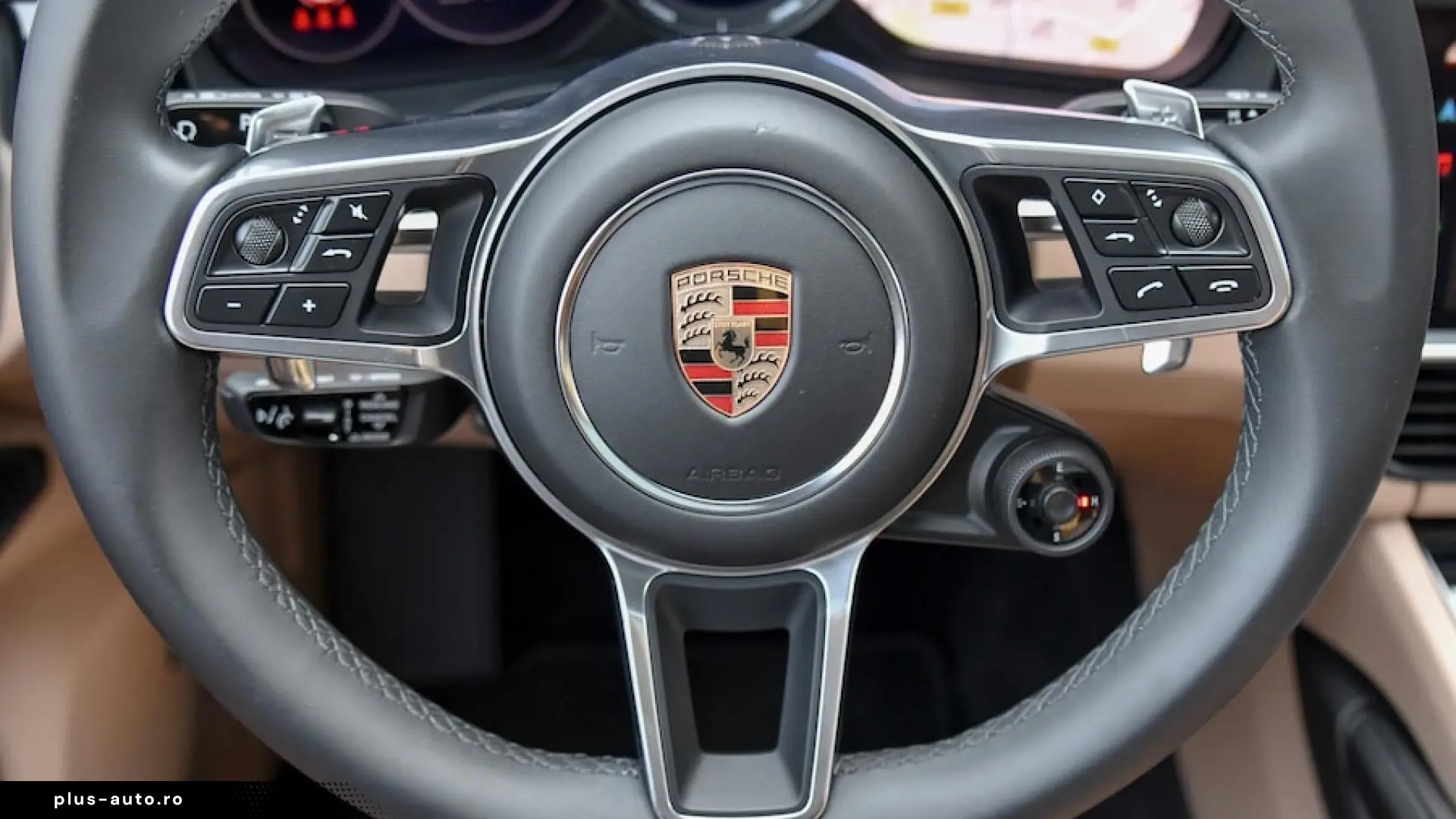 Porsche Cayenne Coupé E-Hybrid Platinum Edition PANO