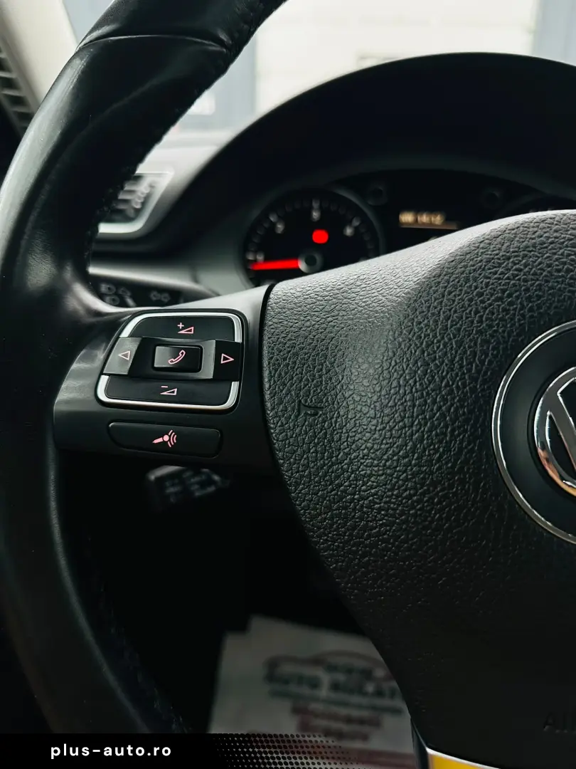 VOLKSWAGEN PASSAT 2013 1.6D E5 Garantie 12 Luni Rate Avans 0