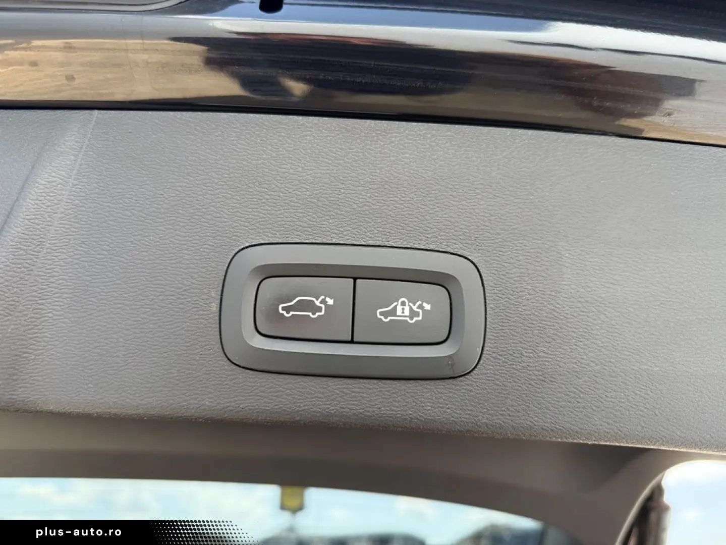 Volvo Xc-40