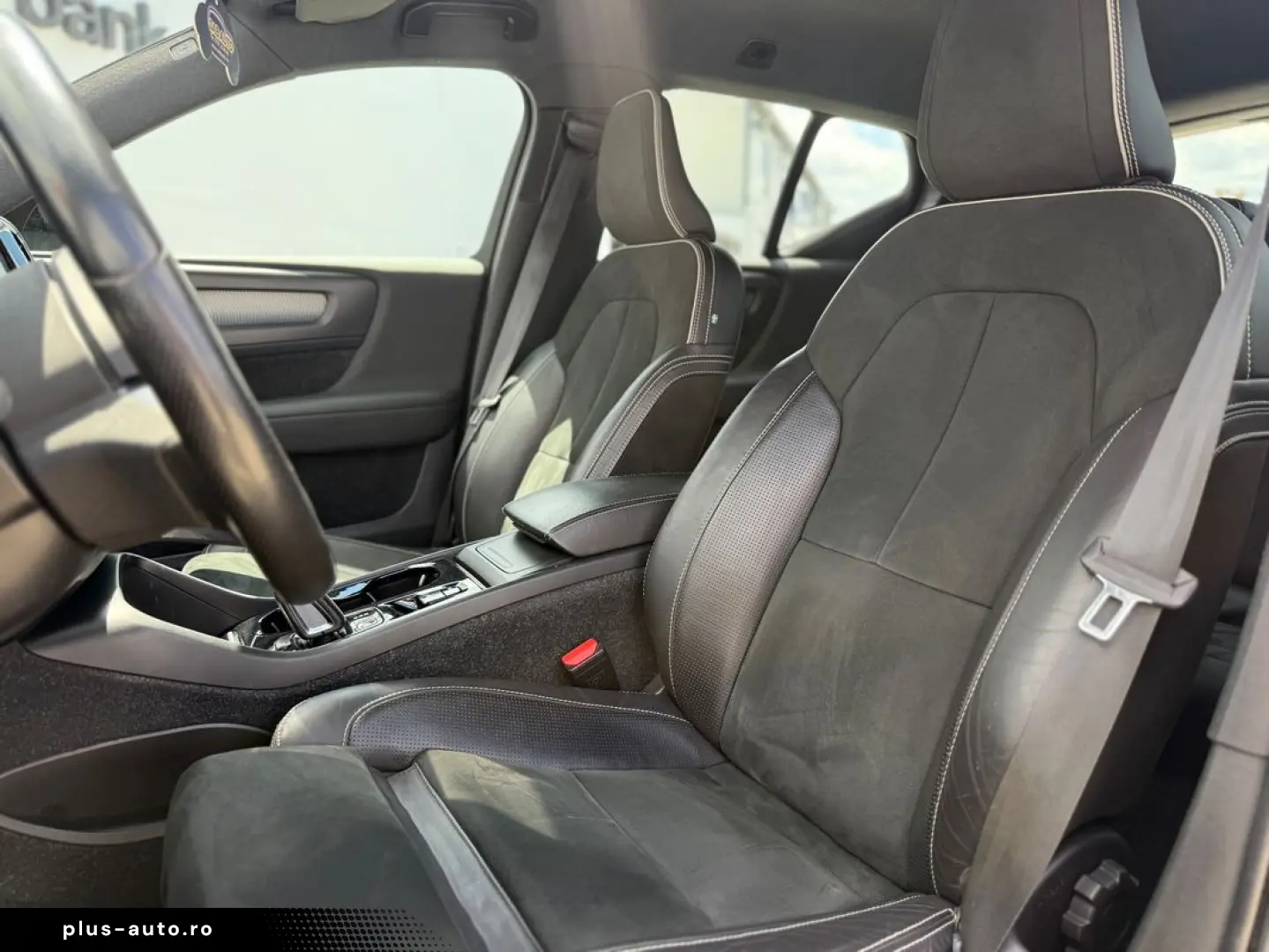 Volvo Xc-40