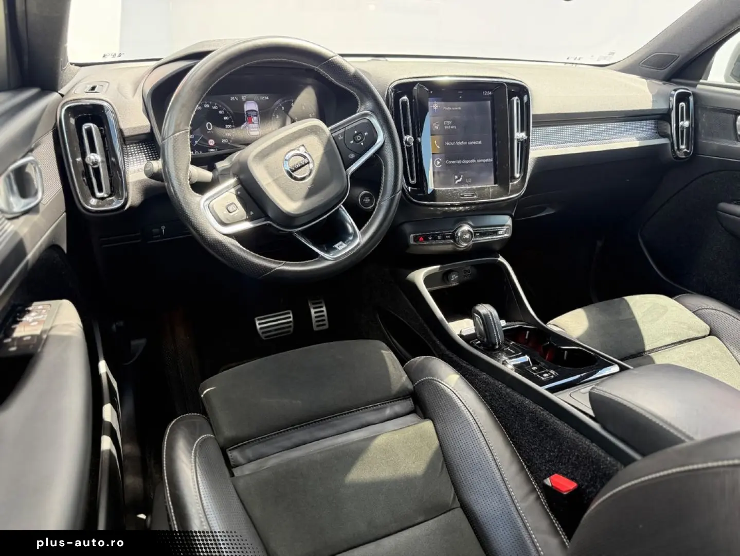 Volvo Xc-40