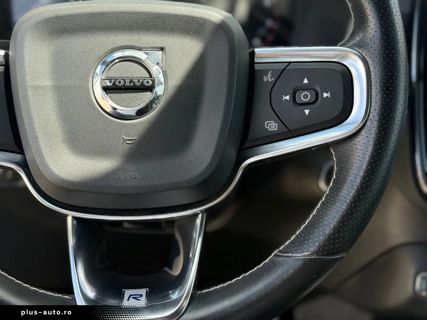 Volvo Xc-40