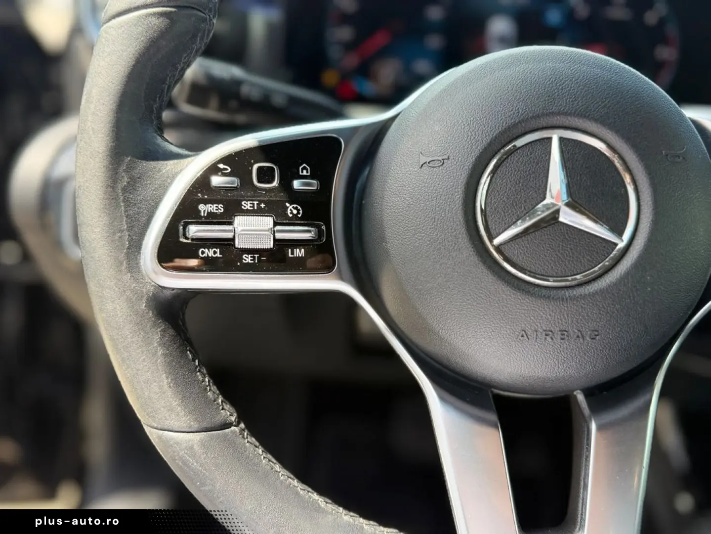 Mercedes-Benz A-180
