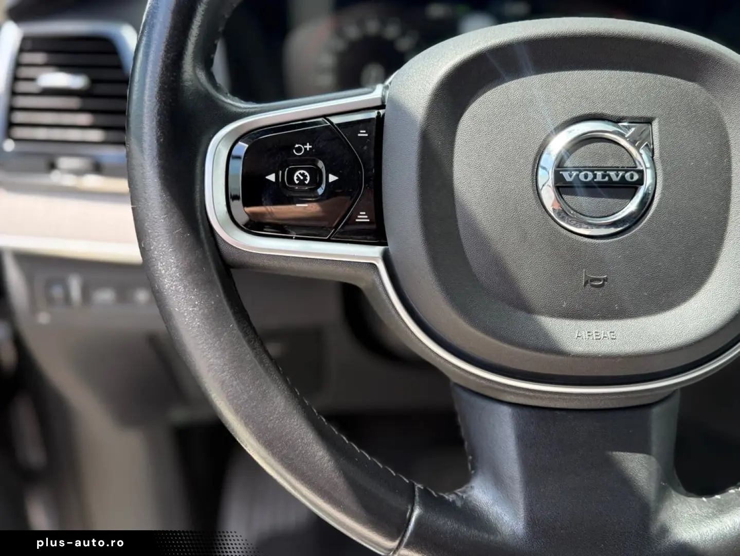 Volvo Xc-90