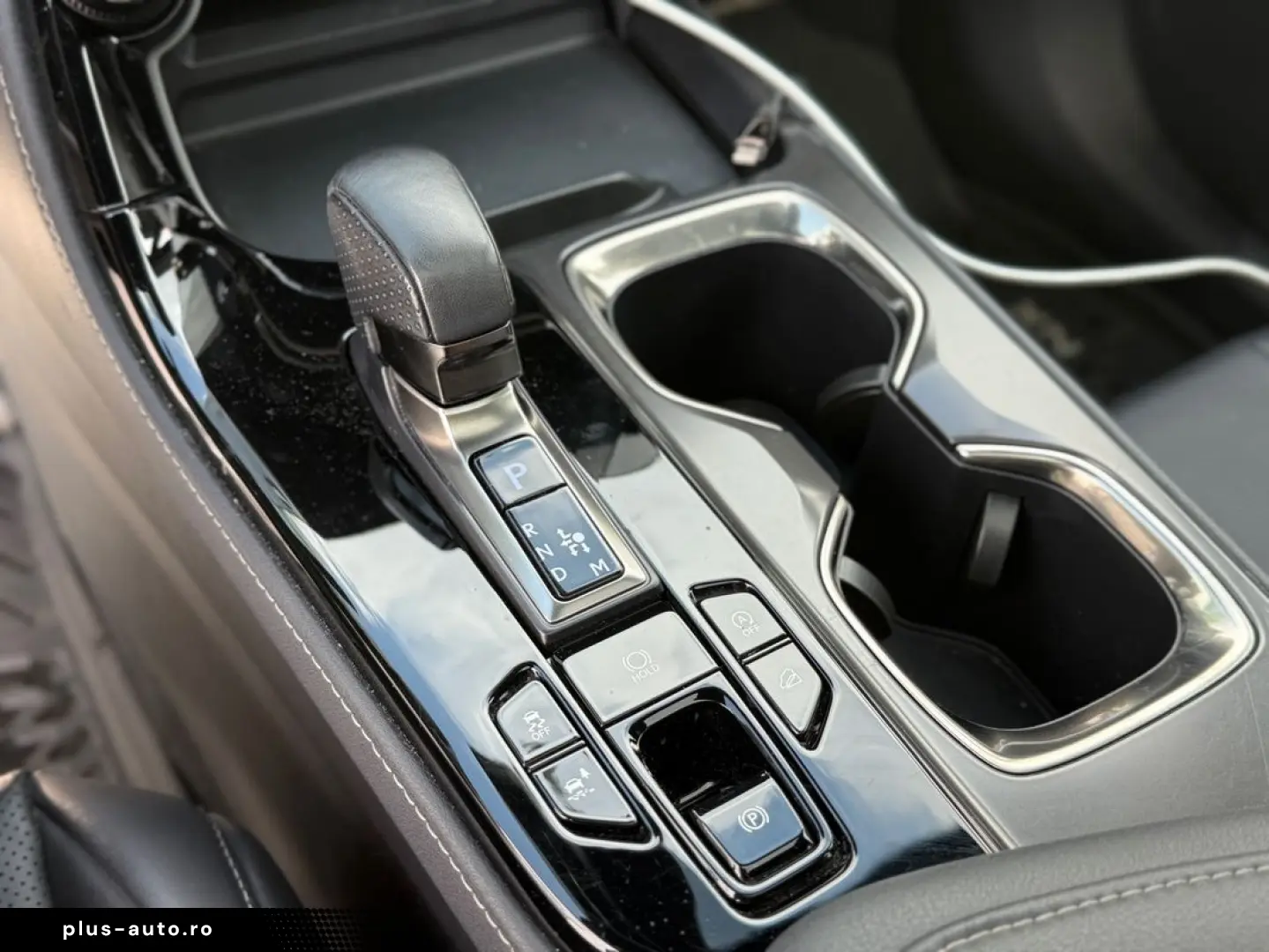 Lexus Serianx